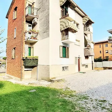 Casa Anna - Desenzano Apartment *